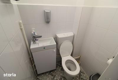 Spațiu comercial, de 40 mp, în Central - 2