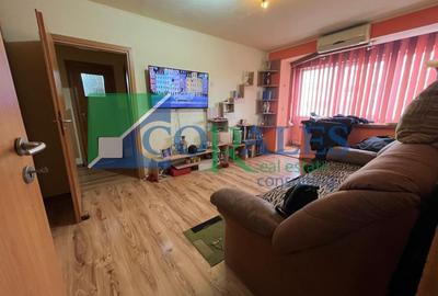Apartament cu 2 camere semidecomandat, mobilat în Circumvalațiunii - 1