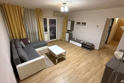 Apartament cu 2 camere semidecomandat, mobilat în Bucovina