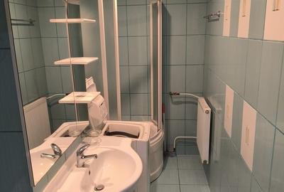 Garsonieră decomandată în Unirii