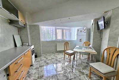 Apartament cu 3 camere decomandat în Unirii - 6