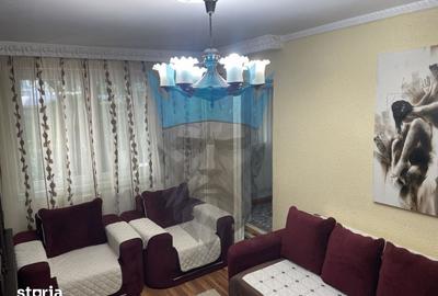 Apartament cu 4 camere în Rahova
