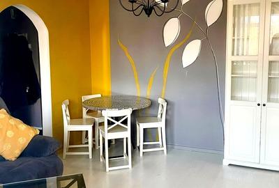 Apartament cu 2 camere semidecomandat, mobilat în Craiovei