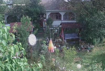 Casă cu 3 camere în Perieți