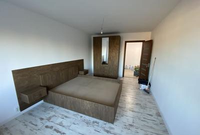 Apartament cu 2 camere decomandat în Popoveni