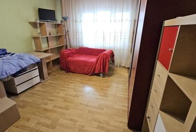 Apartament cu 2 camere decomandat, mobilat în Vitan
