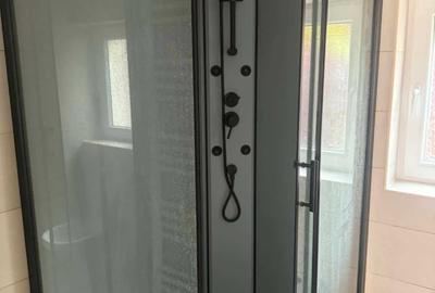 Casă cu 3 camere în Industrială