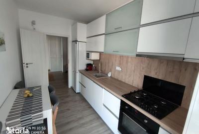 Apartament cu 3 camere în Drumul Taberei - 1