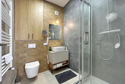Apartament cu 3 camere, mobilat în Tractorul - 9