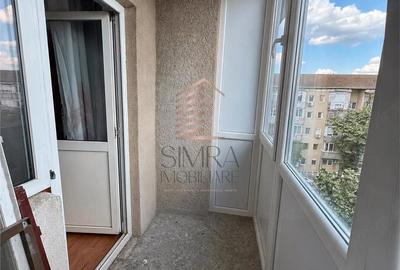 Garsonieră decomandată în Rogerius
