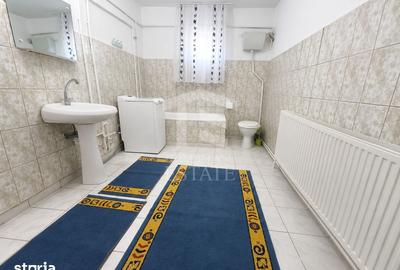 Casă cu 5 camere cu Teren 800 Mp în Central