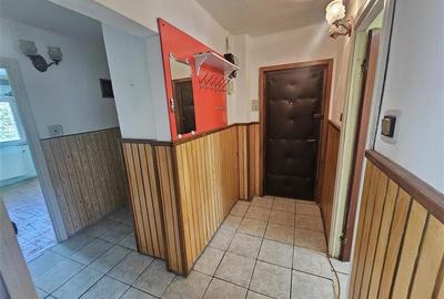 Apartament cu 4 camere decomandat în Micro IV - 11