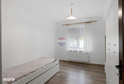 Apartament cu 3 camere în Aurel Vlaicu