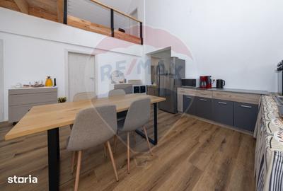 Casă cu 5 camere cu Teren 2481 Mp în Bran