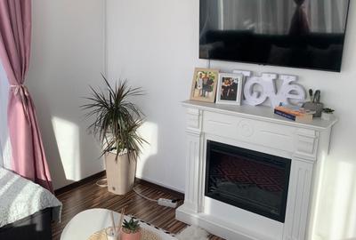 Apartament cu 3 camere decomandat în Central - 1