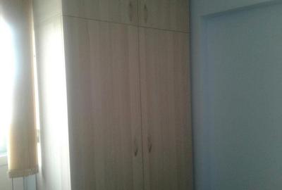Apartament cu 3 camere decomandat în Bd. Independenței - 4
