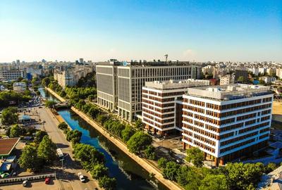 Casă individuală cu 9 camere cu Canalizare în Nerva Traian - 1