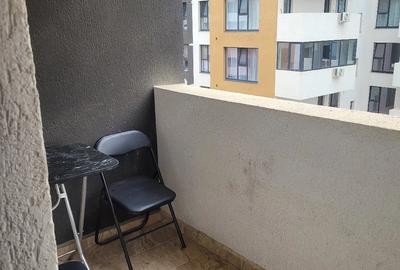 Garsonieră decomandată în Central