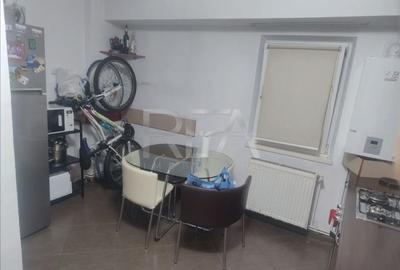 Apartament cu 3 camere semidecomandat, mobilat în Drumul Sării - 3