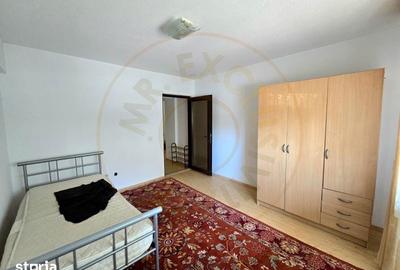 Apartament cu 4 camere decomandat în Micro 16 - 3