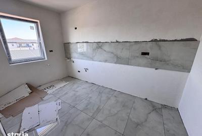 Garsonieră decomandată, mobilată în Dobroești - 6