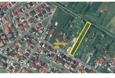 Teren de 2400 mp, în Tineretului