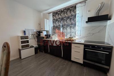 Duplex cu 3 camere cu Canalizare în Sânmihaiu Român - 7