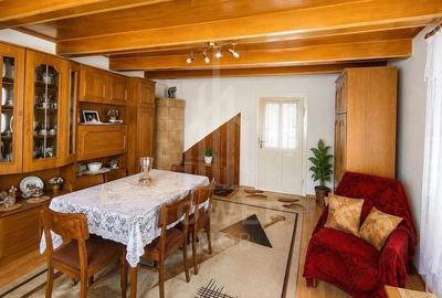 Casă cu 2 camere în Rusciori