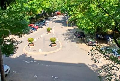 Apartament cu 3 camere decomandat în Alexandru Obregia - 8