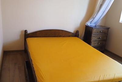 Apartament cu 3 camere semidecomandat în Cantemir