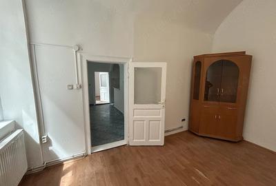 Spațiu comercial, de 85 mp, în Ultracentral