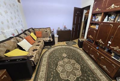 Apartament cu 5 camere decomandat în Baza 3 - 2