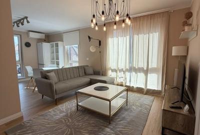 Apartament cu 3 camere semidecomandat, mobilat în Orașul Vechi
