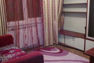 Apartament cu 3 camere decomandat în Central - 1
