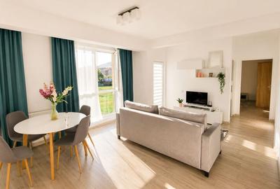 Apartament cu 2 camere semidecomandat, mobilat în Florești