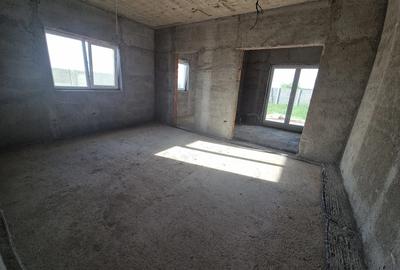Casă cu 3 camere cu Teren 300 Mp în Moșnița Nouă - 6