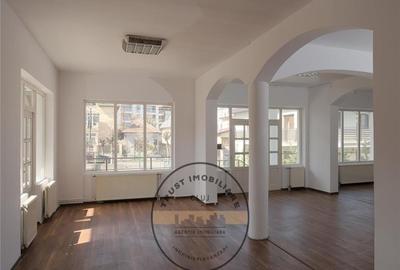 Casă cu 8 camere cu Teren 400 Mp în Andrei Mureșanu - 10