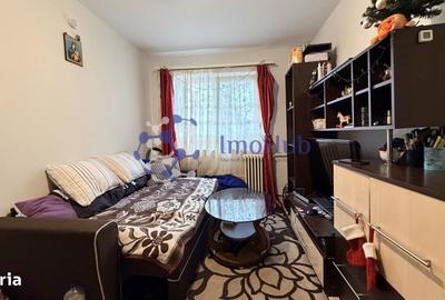 Apartament cu 2 camere semidecomandat în Podu Roș