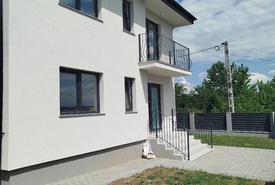 Casă cu 3 camere cu Teren 450 Mp în Burdujeni - 4