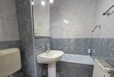 Spațiu comercial, de 50 mp, în Central - 2