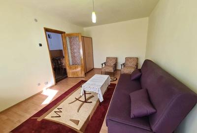 Apartament cu 2 camere decomandat în Piața Centrală - 2