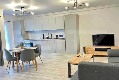 Apartament cu 2 camere semidecomandat, mobilat în Dâmbul Rotund