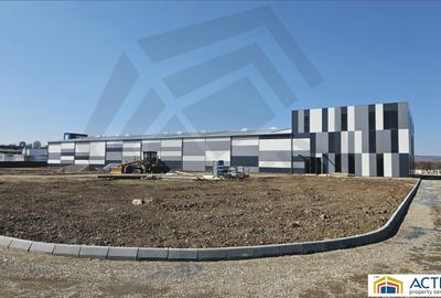 Spațiu industrial, de 2,200 mp, în Mureșeni