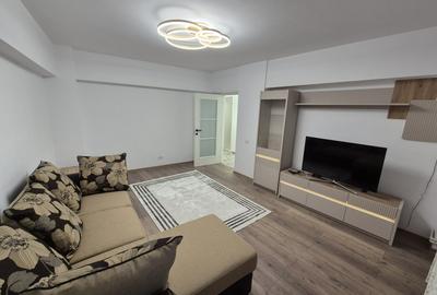 Apartament cu 3 camere decomandat, mobilat în Tineretului