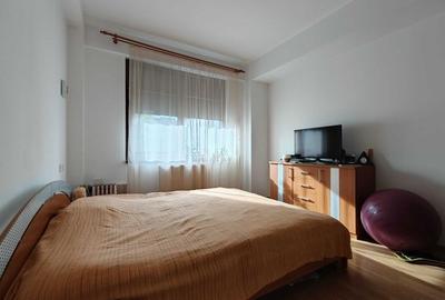 Apartament cu 2 camere decomandat în Păcii