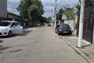 Casă cu 4 camere cu Teren 236 Mp în Central - 1