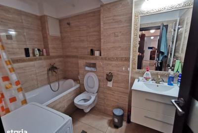 Apartament cu 4 camere în Mihai Viteazul