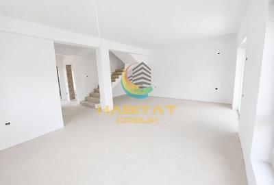 Duplex cu 5 camere cu Canalizare în Central - 3