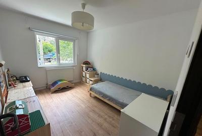 Apartament cu 3 camere decomandat, mobilat în Plopilor - 2