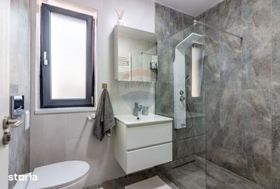 Casă cu 4 camere cu Teren 609 Mp în Tunari